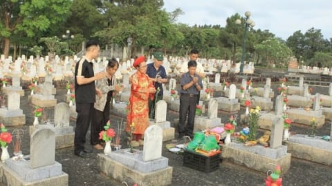 Đón liệt sĩ Lê Minh Văn trở về quê hương sau 54 năm