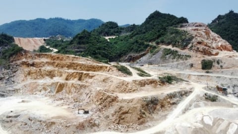 Sự thật trần trụi ở thủ phủ khoáng sản Quỳ Hợp: [Bài 1]Sống nghèo trên mỏ!