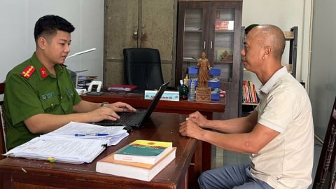 Bắt tạm giam 2 đối tượng trong vụ cháy xưởng phế liệu ở Hưng Yên