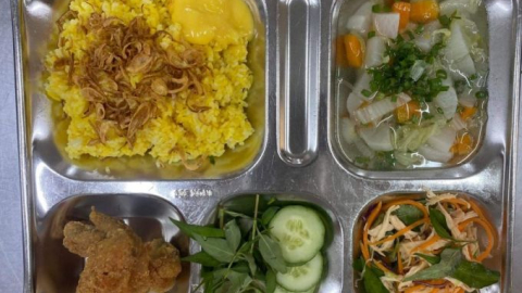 Thực phẩm bẩn, phải có ai đó chịu trách nhiệm đi chứ?