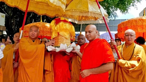 Núi Bà Đen cung nghinh xá lợi Đức Phật Thích Ca Mâu Ni