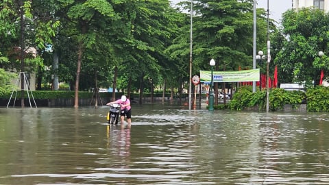 TP Bắc Giang ngập cục bộ, cảnh báo tiếp tục mưa lớn