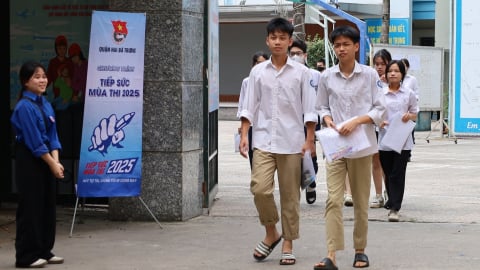 Sáng 27/6, thí sinh cả nước hoàn thành môn thi tự chọn