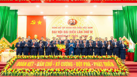 Tập đoàn Hóa chất Việt Nam ra mắt Ban Chấp hành Đảng bộ khóa IV