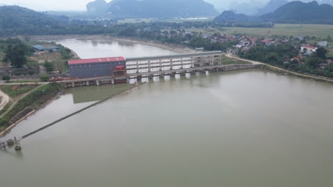 Cảnh báo lũ trên sông ở Thanh Hóa, Nghệ An