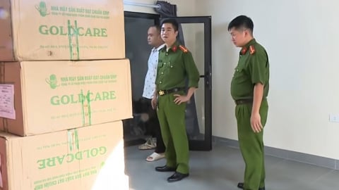 Khởi tố 2 Giám đốc công ty sản xuất hàng giả có chứa chất cấm