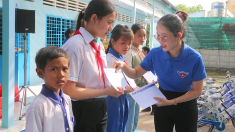 Lan tỏa yêu thương nơi tuyến biên giới An Giang