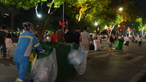 Lấy lại vẻ sạch đẹp sau lễ sơ duyệt cho Hà Nội