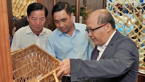 Không gian mái đình kể câu chuyện 80 năm ngành gỗ Việt