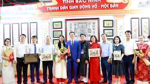 Bắc Ninh tổ chức xe miễn phí tham quan Triển lãm thành tựu KTXH