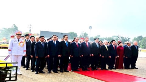 Lãnh đạo Đảng, Nhà nước và thành phố Hà Nội viếng Chủ tịch Hồ Chí Minh