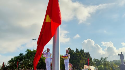 Lễ thượng cờ mừng Quốc khánh tại đặc khu Cô Tô