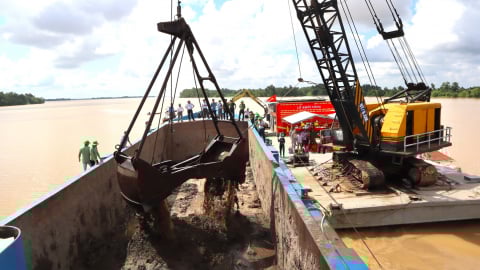 Dự án thành phần 4 chậm tiến độ, do mỏ cát khai thác dưới công suất