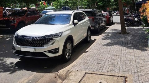 TP.HCM xử lý nghiêm hành vi lấn chiếm lòng, lề đường, vỉa hè