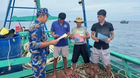 Chương trình 'Cà phê sáng cùng ngư dân' tuyên truyền chống khai thác IUU