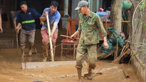'Rốn lũ' Nghệ An ngổn ngang, xơ xác