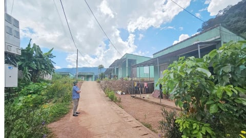 Yên lòng dân trên bản mới Cha Lo