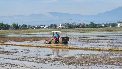 Duy tu, sửa chữa kênh mương, đảm bảo nước tưới vụ hè thu