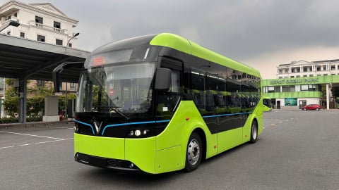 Hà Nội: Vận hành thí điểm tuyến buýt số 43 sử dụng xe buýt điện