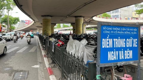 Khẩn trương di dời các bãi trông giữ xe dưới gầm cầu