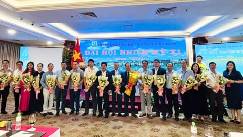 Ông Nguyễn Nam Hải tái đắc cử Chủ tịch VICOFA