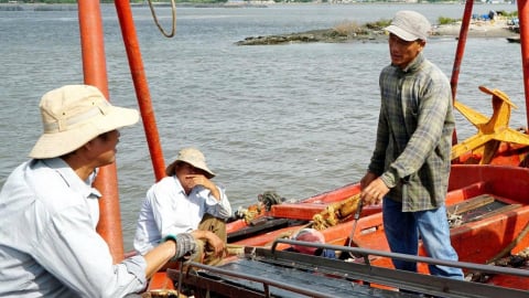 Nâng cao nhận thức cho ngư dân về IUU qua nhiều cách khác nhau