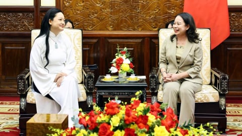 Phó Chủ tịch nước Võ Thị Ánh Xuân tiếp nữ phi hành gia Amanda Nguyễn