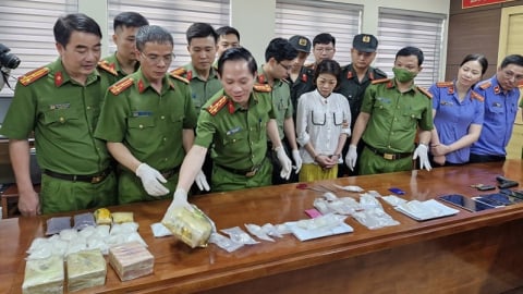 Triệt phá đường dây ma túy liên tỉnh do 'đại gia đá quý' cầm đầu