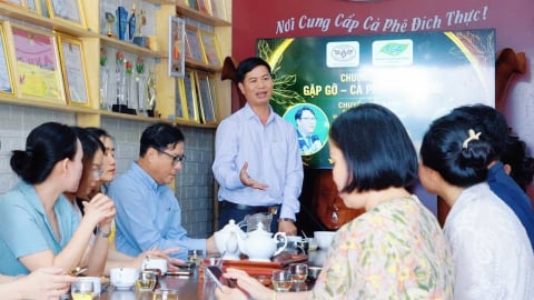 Uống cà phê bàn chuyện chuyển đổi xanh