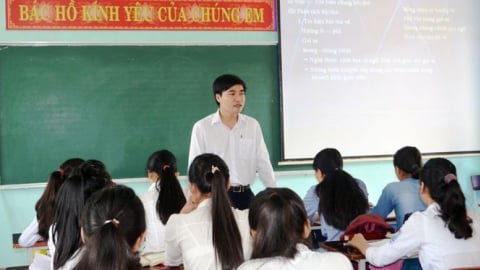 Thủ tướng: Đảm bảo dạy học 2 buổi/ngày, tổ chức sinh hoạt hè cho học sinh