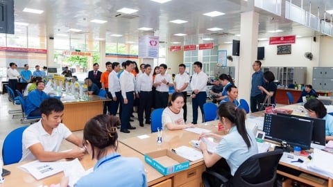 Thành lập 10 đoàn công tác hỗ trợ địa phương vận hành chính quyền 2 cấp