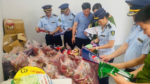 Đấu tranh quyết liệt chống buôn lậu, gian lận thương mại