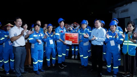 Tri ân công nhân môi trường trong dịp diễu binh mừng Quốc khánh 2/9