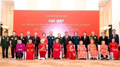 Hà Nội gặp mặt, tri ân Mẹ Việt Nam anh hùng, người có công dịp 2/9