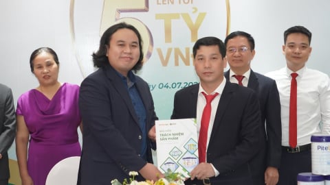 Detech Bio mua bảo hiểm trách nhiệm sản phẩm từ Bảo hiểm Agribank