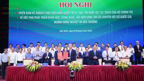 Bộ Nông nghiệp và Môi trường ký loạt thỏa thuận về khoa học công nghệ