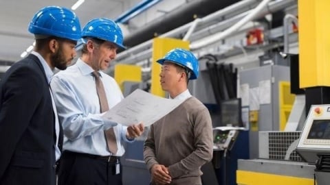 Giảm thủ tục hành chính khi cấp giấy phép cho lao động nước ngoài