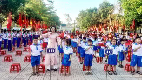 Nghệ An: Hơn 945.000 học sinh tham dự lễ khai giảng