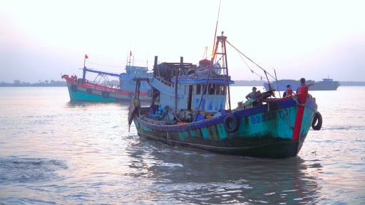 100% tàu cá ‘3 không’ của Sóc Trăng hoàn thành đăng ký