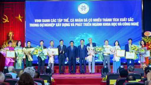 GrowMax được vinh danh vì những đóng góp xuất sắc cho KHCN Việt Nam