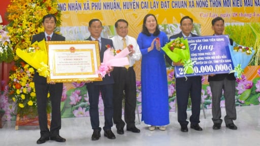 Xã Phú Nhuận đạt chuẩn nông thôn mới kiểu mẫu