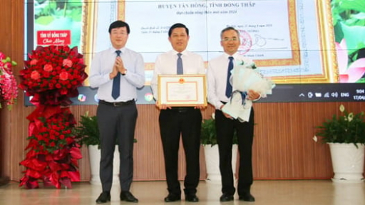 Tân Hồng đạt chuẩn huyện nông thôn mới
