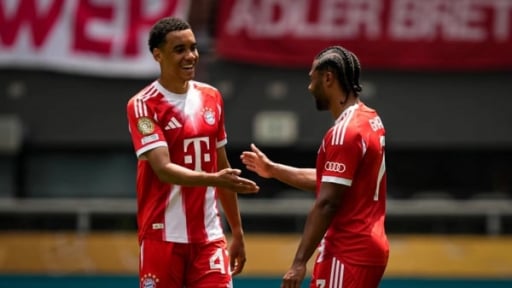 Bayern hủy diệt 10-0, PSG vùi dập Atletico Madrid