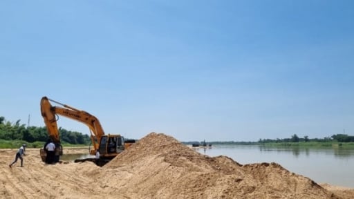 Người đứng đầu cấp xã chịu trách nhiệm về quản lý khoáng sản