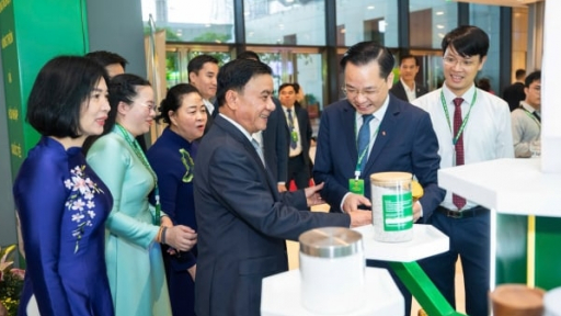 Vinachem mang giải pháp xanh đến Đại hội Hội Nông dân Việt Nam lần thứ IX