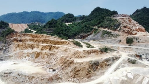 Sự thật trần trụi ở thủ phủ khoáng sản Quỳ Hợp: [Bài 1]Sống nghèo trên mỏ!