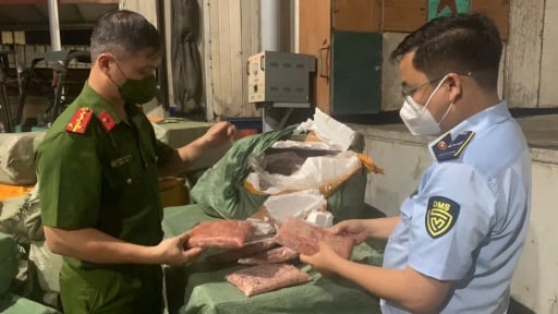 Hà Nội thu giữ hơn 7 tấn nội tạng động vật không rõ nguồn gốc