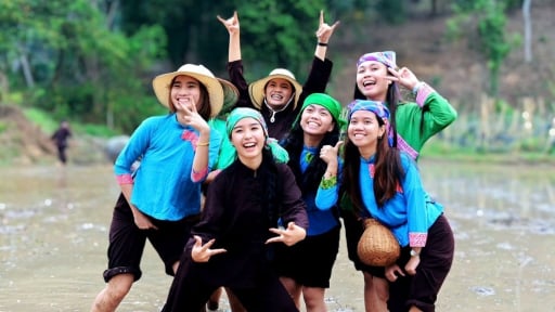 Non nước Tuyên Quang hút hồn du khách