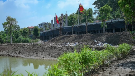 Vụ 'băm nát' hành lang thoát lũ sông Hồng: Làm rõ trách nhiệm của chính quyền cấp cơ sở