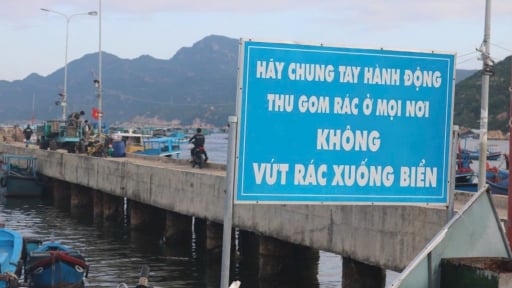 Lan tỏa bảo vệ môi trường nuôi trồng thủy sản:[Bài cuối] Việc làm phải thường xuyên